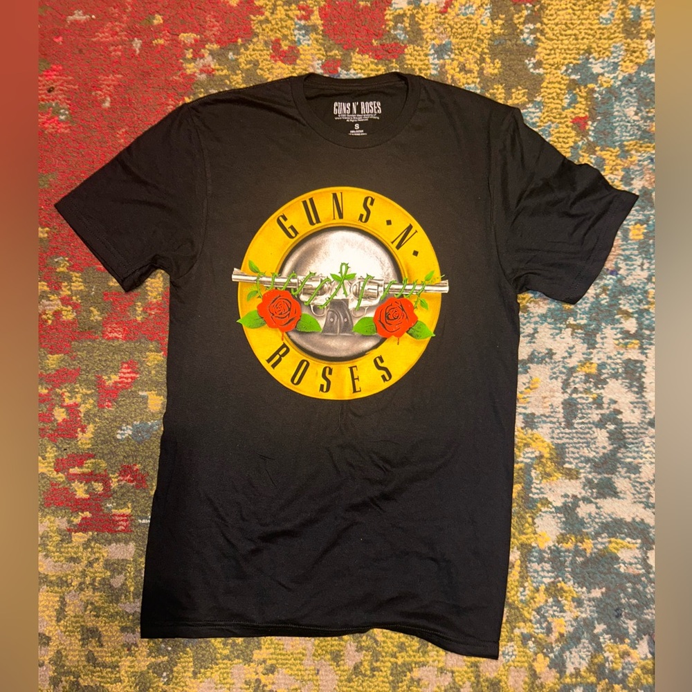 Guns & Roses Tee